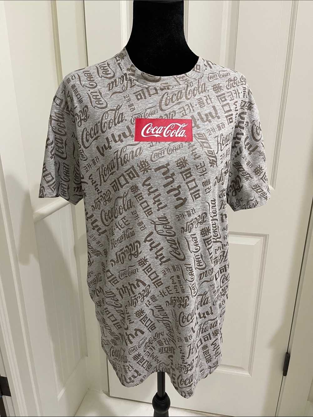 Coca Cola Grey All-Over Logo Short Sleeve Tee with Red Chest Patch Men’s Size M